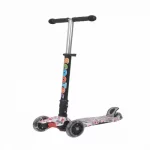 Monopatin de tres ruedas con luz - Imagen 2